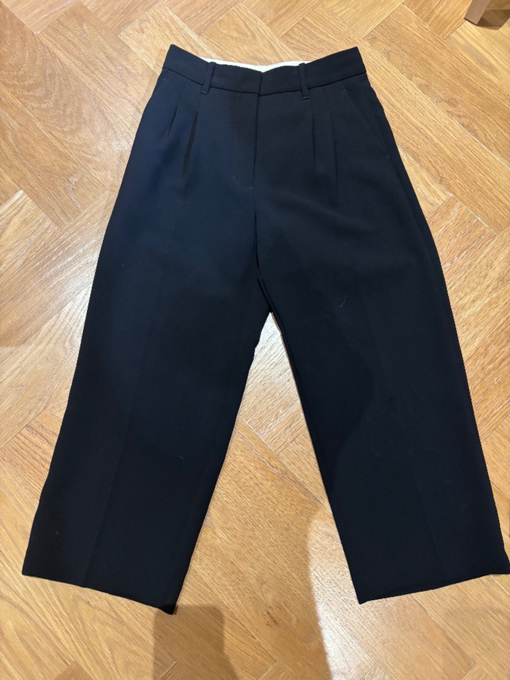 Wilfred Free Effortless Pant Cropped (Aritzia)